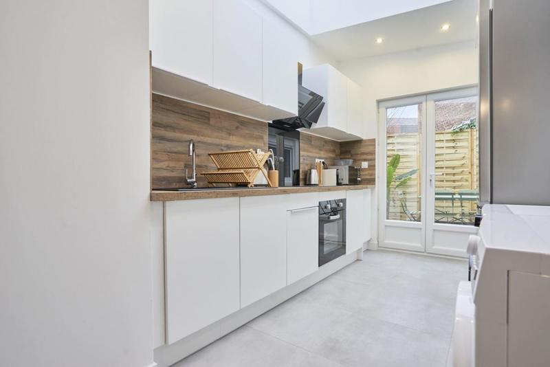 Maison - 101 m² - 6 pièces