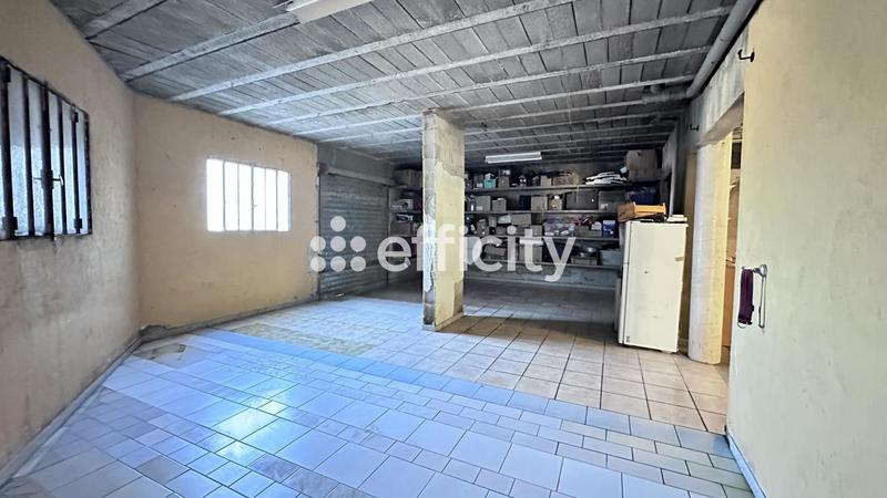 Pavillon - 130 m² - 7 pièces