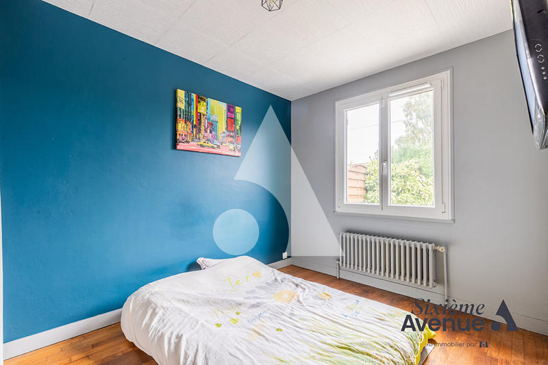 Maison - 92 m² - 5 pièces