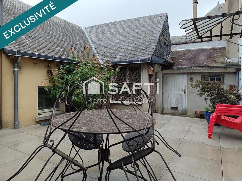 Maison - 204 m² - 7 pièces