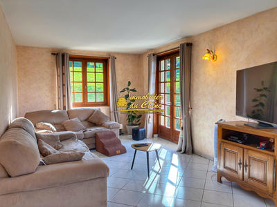 Maison - 194 m² - 8 pièces