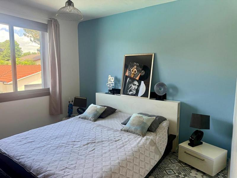 Maison - 185 m² - 8 pièces