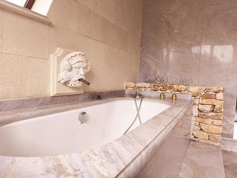 Maison - 185 m² - 6 pièces