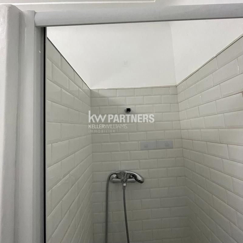 Studio - 9 m² - 1 pièce