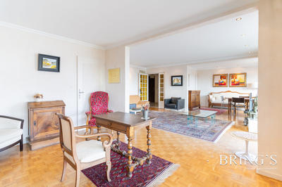 Appartement - 126 m² - 7 pièces