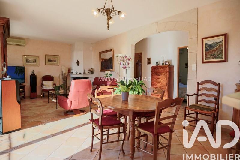 Maison - 227 m² - 10 pièces