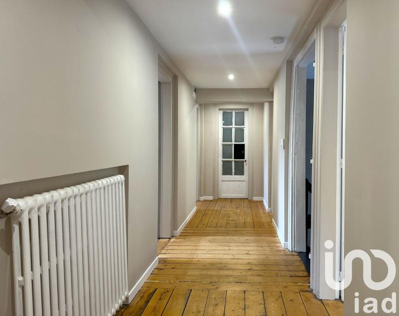 Maison - 202 m² - 6 pièces