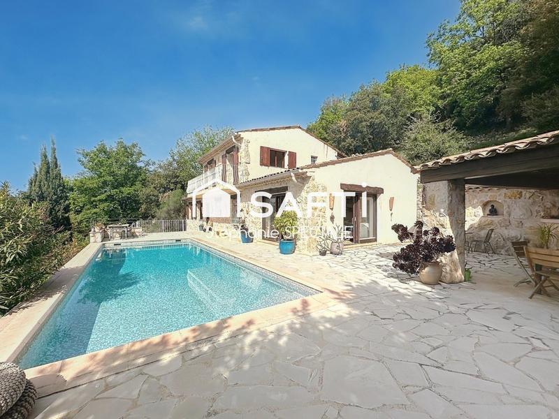 Villa - 188 m² - 7 pièces