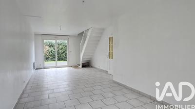 Maison - 98 m² - 5 pièces