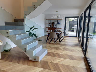 Villa - 218 m² - 6 pièces