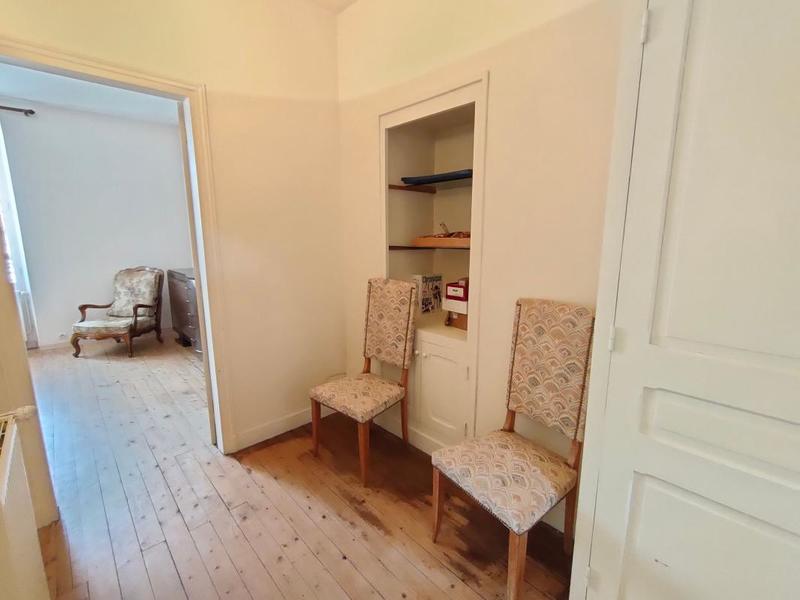 Maison - 197 m² - 7 pièces