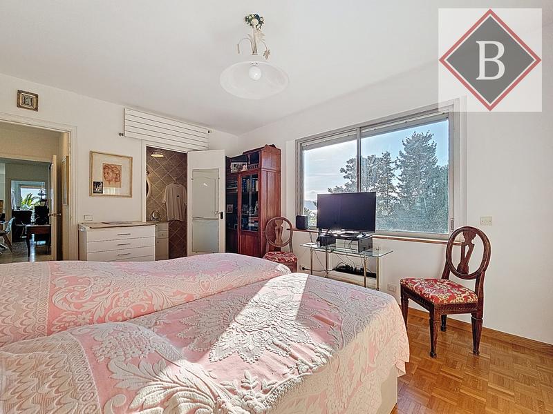 Appartement - 95 m² - 4 pièces