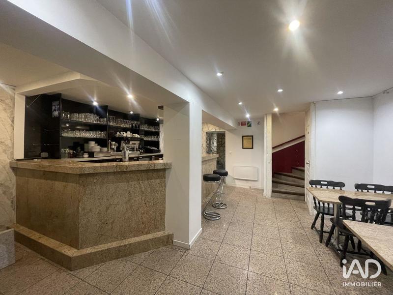 Local commercial - 134 m² - 2 pièces