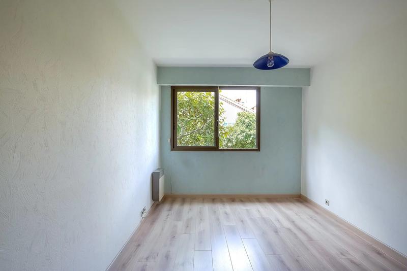 Appartement - 80 m² - 3 pièces