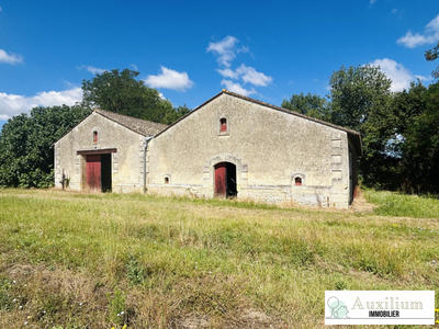 Maison ancienne - 360 m² - 2 pièces