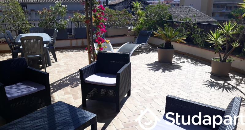 Chambre - 11 m² - 1 pièce