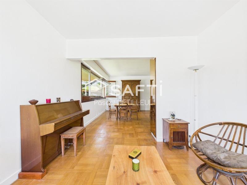 Appartement - 70 m² - 3 pièces