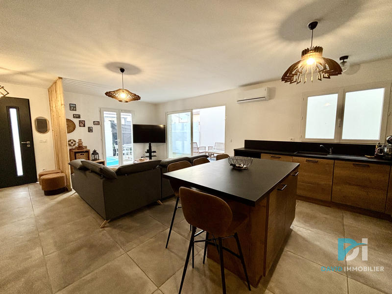 Maison - 96 m² - 4 pièces