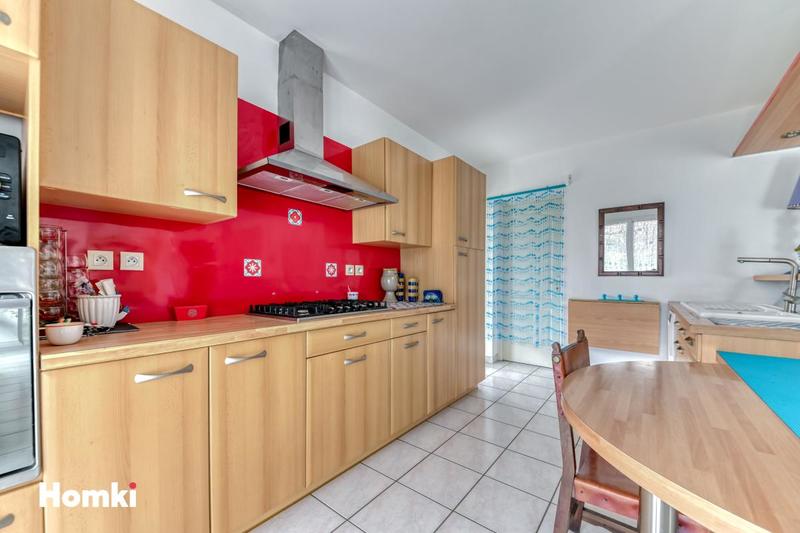 Maison - 140 m² - 6 pièces