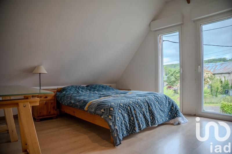 Maison - 242 m² - 11 pièces