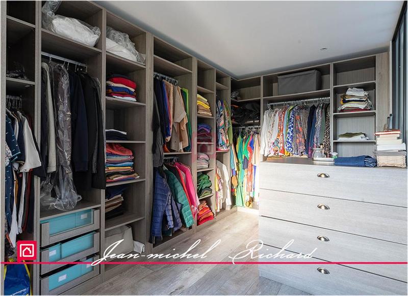 Maison - 510 m² - 13 pièces