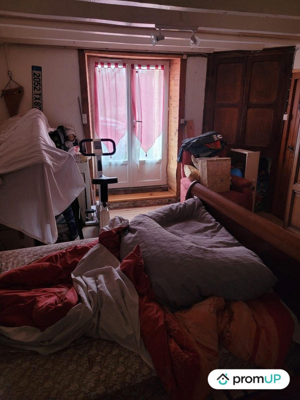 Maison - 134 m² - 2 pièces