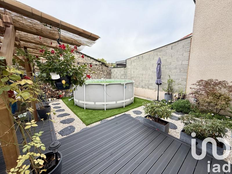 Maison - 99 m² - 4 pièces