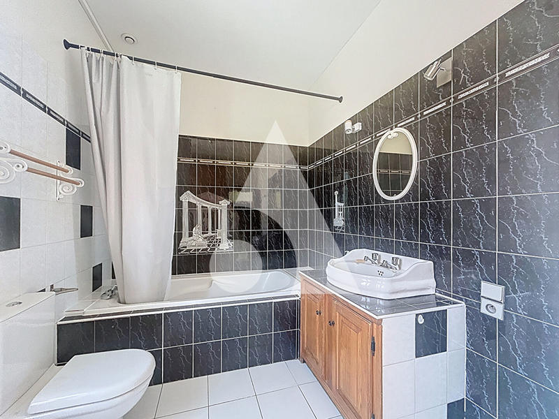 Maison - 132 m² - 5 pièces