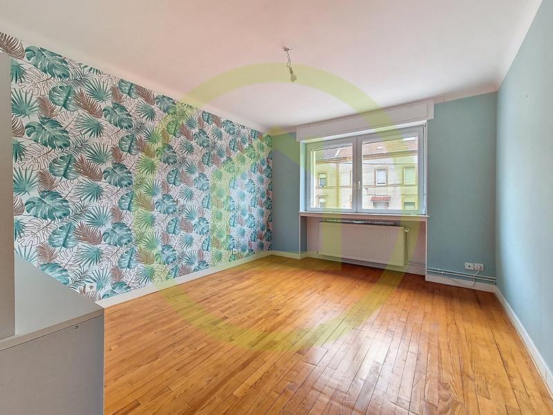 Maison - 211 m² - 8 pièces