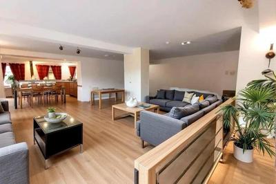 Appartement - 141 m² - 4 pièces