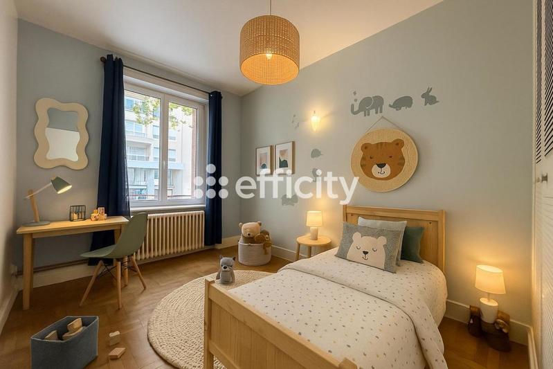 Appartement - 103 m² - 4 pièces