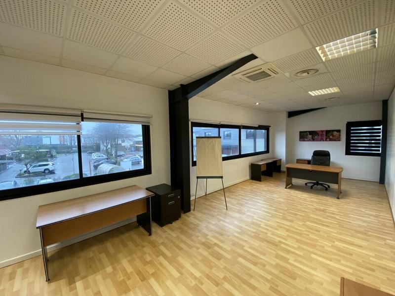 Local commercial - 991 m²