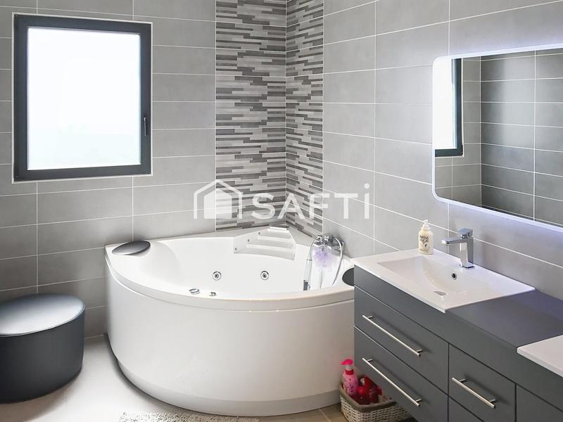 Maison - 154 m² - 5 pièces