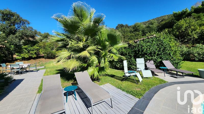 Maison - 264 m² - 7 pièces