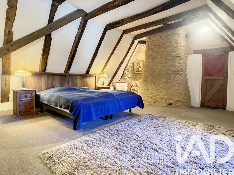 Maison - 180 m² - 5 pièces