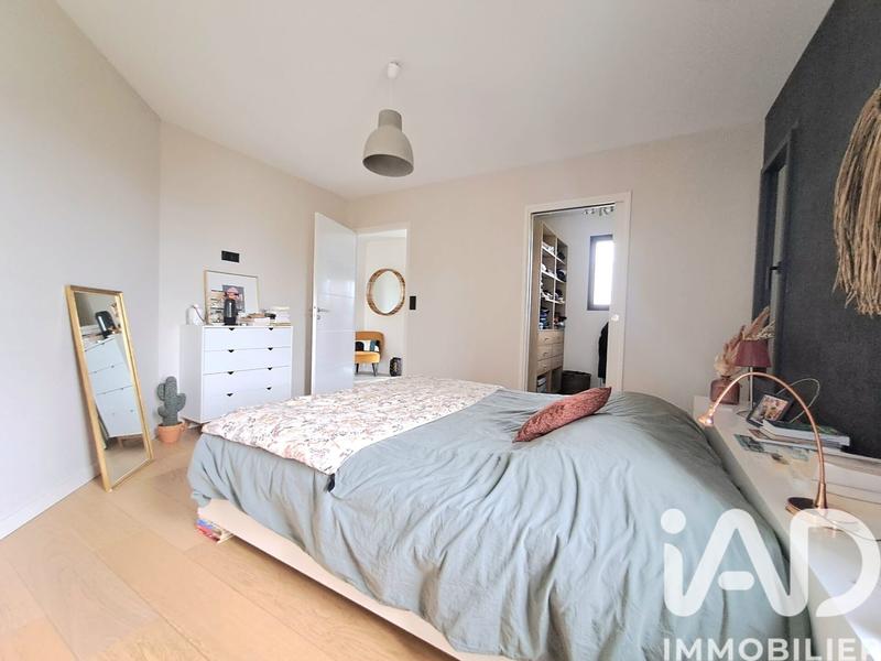 Maison - 203 m² - 2 pièces