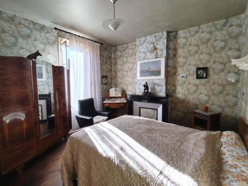 Maison ancienne - 203 m² - 6 pièces