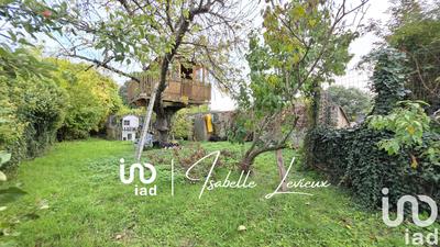 Maison - 200 m² - 8 pièces