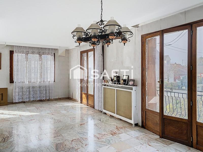 Maison - 160 m² - 8 pièces