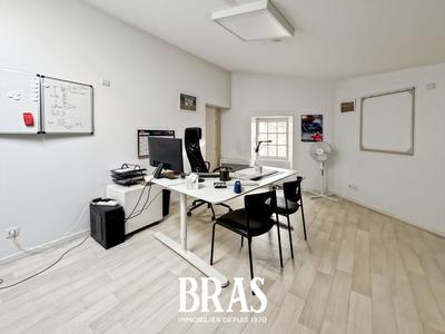 Local commercial - 237 m²