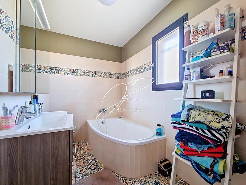 Maison - 149 m² - 5 pièces