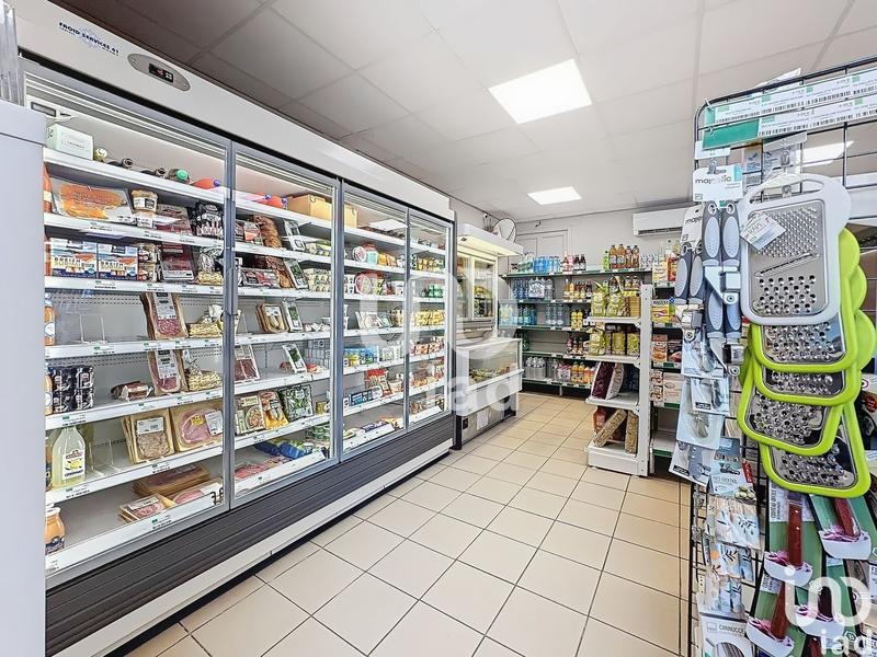 Local commercial - 104 m²