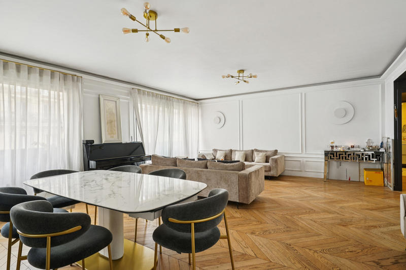 Appartement - 98 m² - 3 pièces