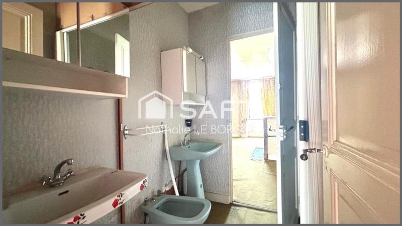 Maison - 331 m² - 8 pièces