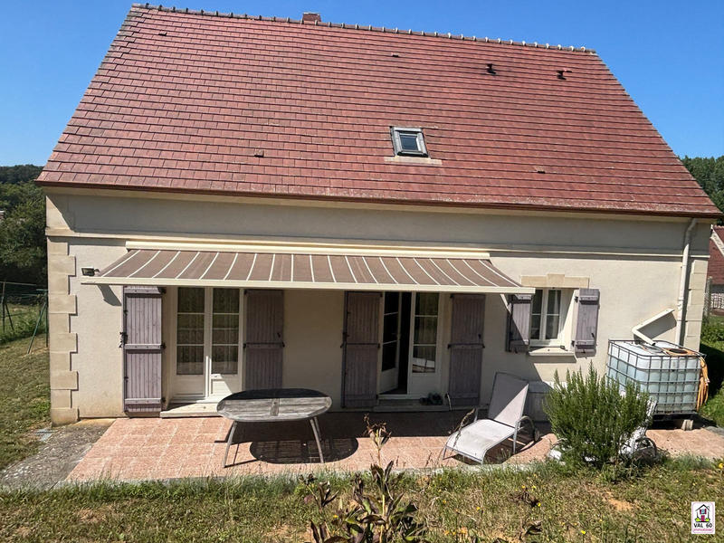 Maison traditionnelle - 160 m² - 7 pièces