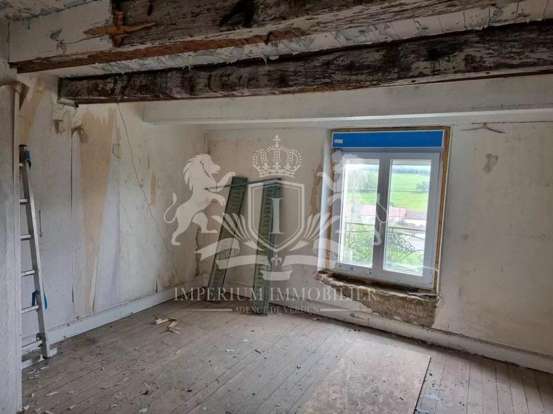 Maison - 220 m² - 7 pièces