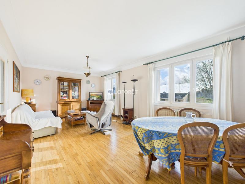 Maison - 145 m² - 7 pièces