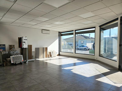 Local commercial - 230 m²