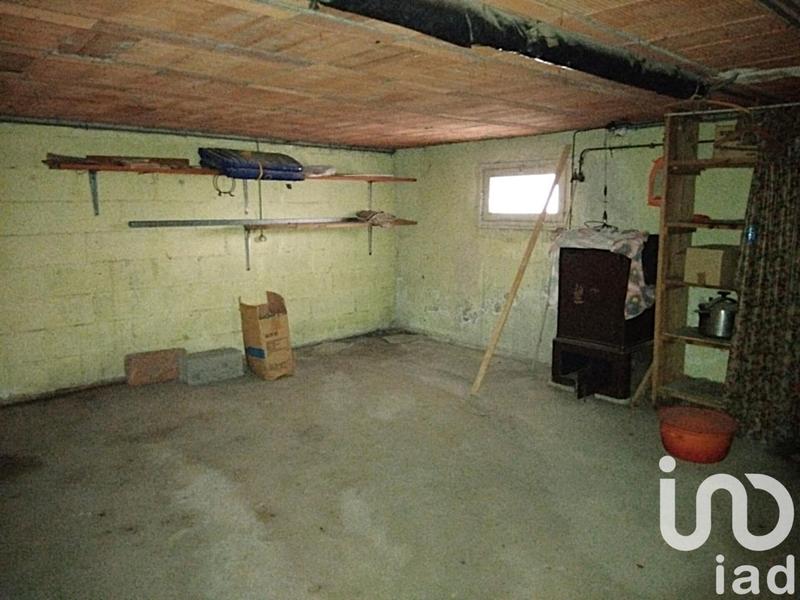 Maison - 240 m² - 1 pièce