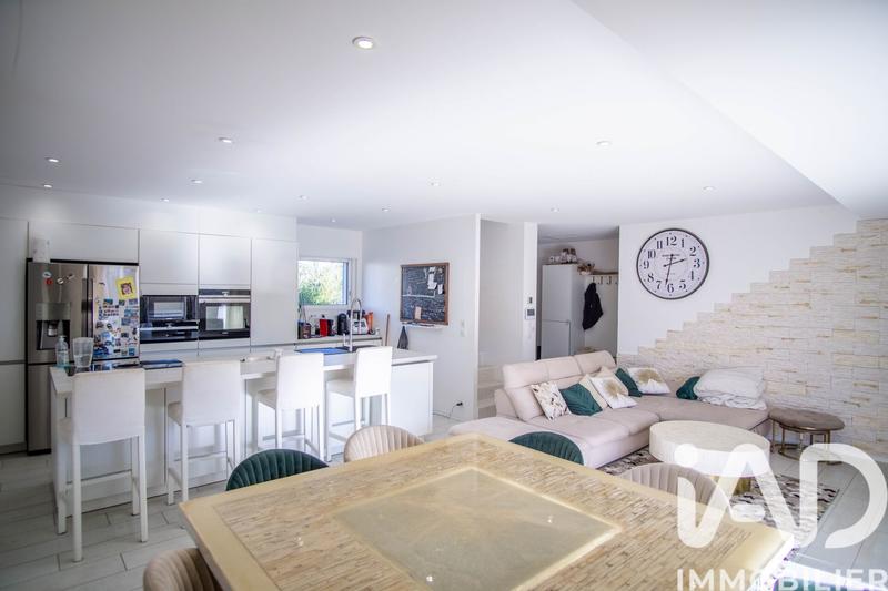 Maison - 138 m² - 6 pièces